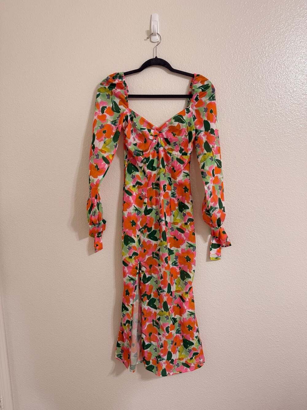 PrettyLittleThing Women's Floral Print Long Sleeve Midi Dress with Twist Front a